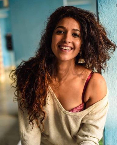 Harleen Sethi Indian television actress Wiki ,Bio, Profile, Unknown Facts and Family Details revealed